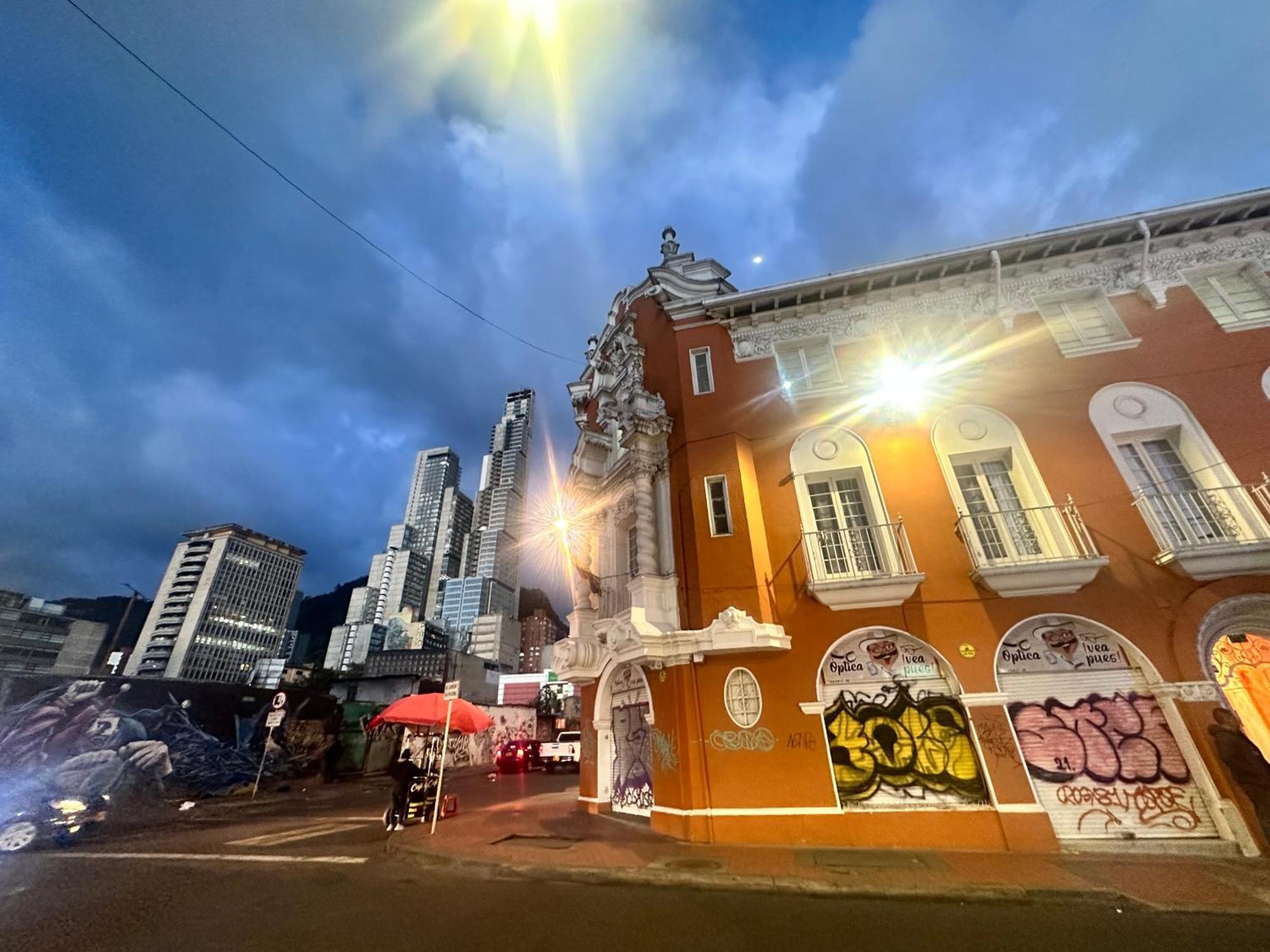 Hotel Artistico Богота Экстерьер фото
